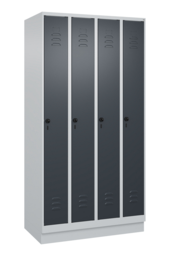 C+P Armoire vestiaire Classic Plus à 4 compartiments, largeur de compartiment 250 mm