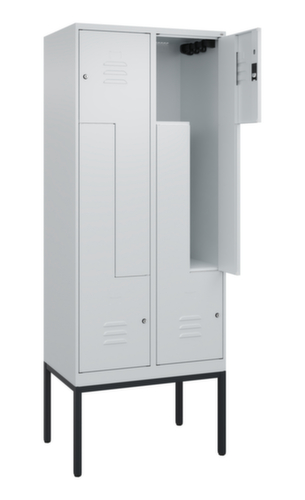 C+P Armoire vestiaire Z Classic Plus, largeur de compartiment 200/400 mm