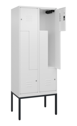 C+P Armoire vestiaire Z Classic Plus, largeur de compartiment 200/400 mm
