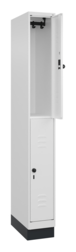 C+P Armoire vestiaire à deux niveaux Classic Plus, largeur de compartiment 250 mm