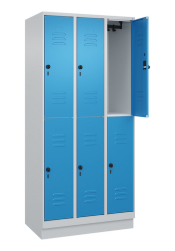 C+P Armoire vestiaire à deux niveaux Classic Plus, largeur de compartiment 300 mm