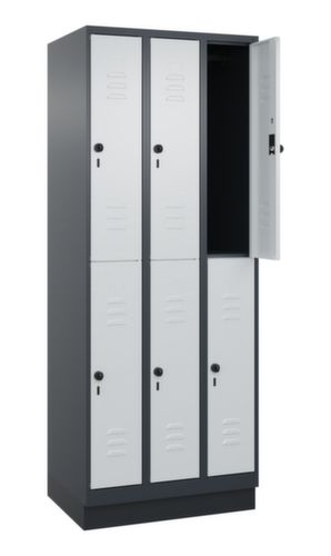 C+P Armoire vestiaire à deux niveaux Classic Plus, largeur de compartiment 250 mm