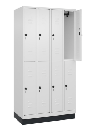 C+P Armoire vestiaire à deux niveaux Classic Plus, largeur de compartiment 250 mm