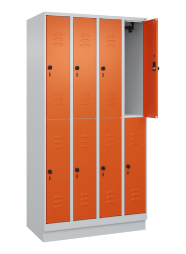 C+P Armoire vestiaire à deux niveaux Classic Plus, largeur de compartiment 250 mm