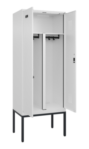 C+P Armoire vestiaire pour EPI Evolo PLUS pour une séparation en noir et blanc, largeur de compartiment 400 mm