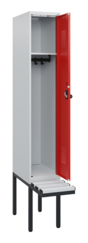 C+P Armoire vestiaire Evolo PLUS avec banc suspendu, largeur de compartiment 300 mm