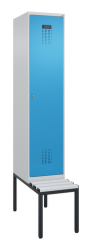 C+P Armoire vestiaire Evolo PLUS avec banc, largeur de compartiment 400 mm