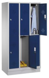 C+P Doppelstöckiger Garderobenschrank Classic mit 3x2 Abteilen mit Lüftungsrosetten, Abteilbreite 300 mm