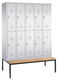 C+P Doppelstöckiger Umkleideschrank Classic mit Sitzbank + 5x2 Abteile, Abteilbreite 300 mm