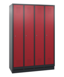 C+P Garderobenschrank Evolo mit 4 Abteilen - Türen mit Lochbild, Abteilbreite 300 mm