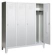 C+P Garderobenschrank Classic mit 4 Abteilen + Mitteltrennwand + Türen geschlitzt, Abteilbreite 400 mm