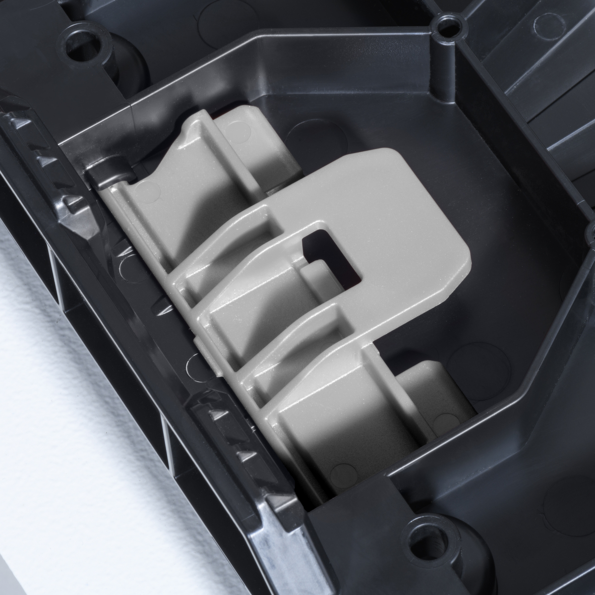 Allit Adapterplatte EuroPlus für Kleinteilekoffer Detail 3 ZOOM