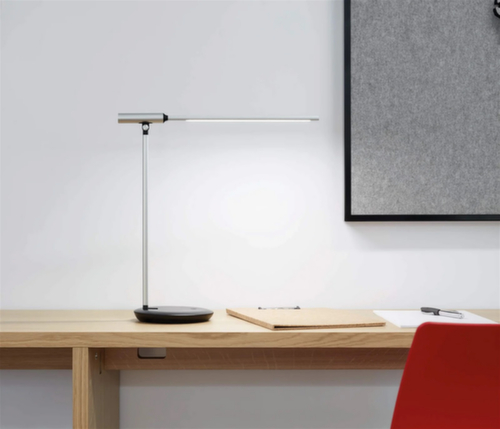 MAUL lampe de bureau à DEL avec variateur MAULrubia colour vario, lumière blanc froid à blanc chaud, argent/noir  L
