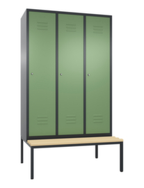 C+P Armoire vestiaire avec banc Classic avec 3 compartiments, largeur de compartiment 400 mm