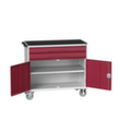 bott Chariot à outils verso, 2 tiroirs, 1 armoire, RAL7035 gris clair/RAL3004 rouge pourpre