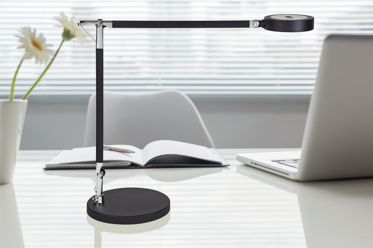 MAUL lampe de bureau à DEL avec variateur MAULgrace colour vario, lumière blanc lumière du jour à blanc chaud, argent  ZOOM