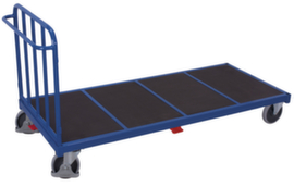 chariot à ridelles avec paroi grillagée