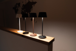 MAUL lampe de table à DEL à batterie MAULnina