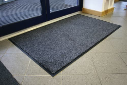 Robuste Schmutzfangmatte COBAwash, Länge x Breite 1500 x 850 mm