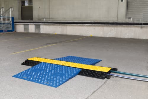 Moravia Rollstuhlrampen-Set MORION für Kabelbrücke, Breite 440 mm, blau