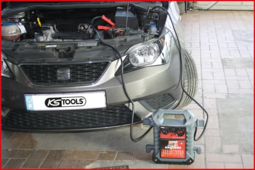 KS Tools 12 V + 24 V Batterie-Booster