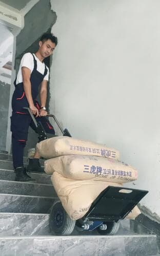 Elektrischer Treppensteiger ERGO®, Traglast 250 kg, Schaufelbreite 380 mm, Luft-Bereifung