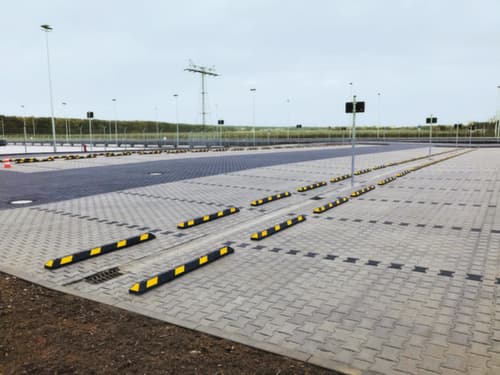 Moravia Délimitation de parkings Park-AID®, largeur 1800 mm, noir/jaune