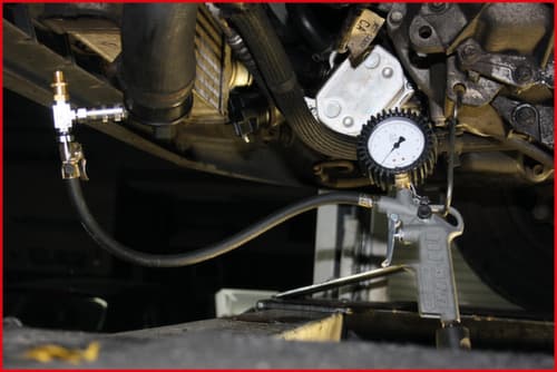 KS Tools Jeu de cas d'essai du système d'air de suralimentation à baïonnette pour turbocompresseurs
