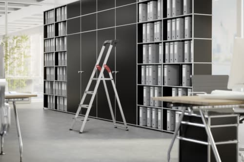 Hailo Escabeau industriel utilisation un côté ComfortLine L80 avec marches XXL, 6 marches en tôle striée ultra profondes