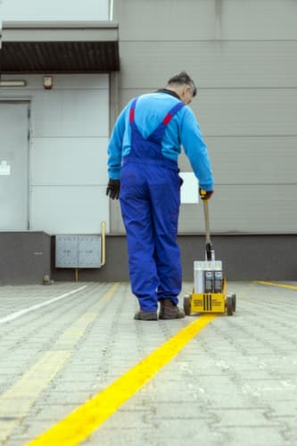 Appareil de marquage au sol Smart Striper® pour aérosols, jaune