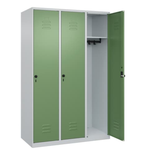 C+P Armoire vestiaire Classic Plus à 3 compartiments, largeur de compartiment 400 mm