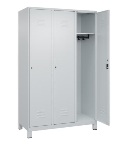 C+P Armoire vestiaire Classic Plus à 3 compartiments, largeur de compartiment 400 mm