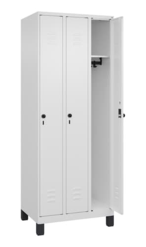 C+P Armoire vestiaire Classic Plus à 3 compartiments, largeur de compartiment 250 mm