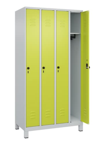 C+P Armoire vestiaire Classic Plus à 4 compartiments, largeur de compartiment 250 mm