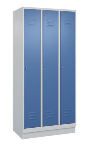 C+P Armoire vestiaire Classic Plus à 3 compartiments, largeur de compartiment 300 mm