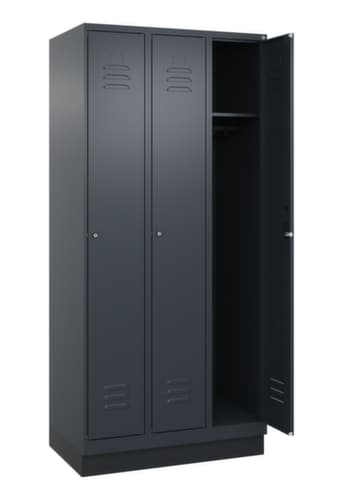 C+P Armoire vestiaire Classic Plus à 3 compartiments, largeur de compartiment 300 mm