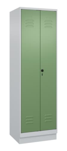 C+P Armoire vestiaire pour EPI Classic Plus pour une séparation en noir et blanc, largeur de compartiment 300 mm