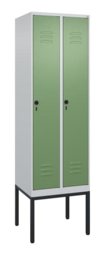 C+P Armoire vestiaire Classic Plus à 2 compartiments, largeur de compartiment 300 mm