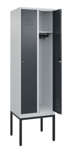C+P Armoire vestiaire Classic Plus à 2 compartiments, largeur de compartiment 300 mm