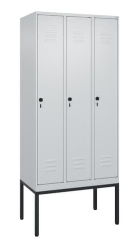 C+P Armoire vestiaire Classic Plus à 3 compartiments, largeur de compartiment 300 mm