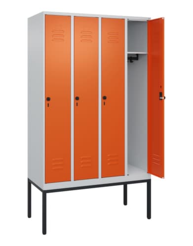 C+P Armoire vestiaire Classic Plus à 4 compartiments, largeur de compartiment 300 mm