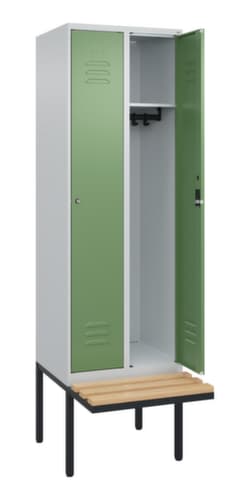 C+P Armoire vestiaire Classic Plus avec banc, largeur de compartiment 300 mm