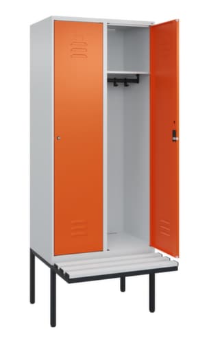 C+P Armoire vestiaire Classic Plus avec banc, largeur de compartiment 400 mm