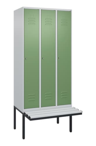 C+P Armoire vestiaire Classic Plus avec banc, largeur de compartiment 300 mm
