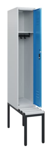 C+P Armoire vestiaire Classic Plus avec banc, largeur de compartiment 300 mm