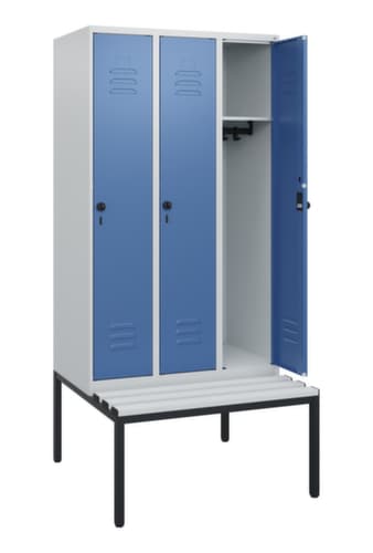 C+P Armoire vestiaire Classic Plus avec banc, largeur de compartiment 300 mm