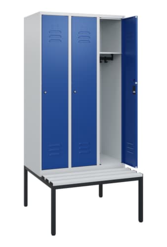 C+P Armoire vestiaire Classic Plus avec banc, largeur de compartiment 300 mm