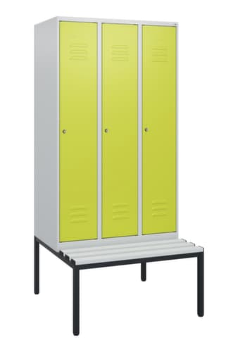 C+P Armoire vestiaire Classic Plus avec banc, largeur de compartiment 300 mm