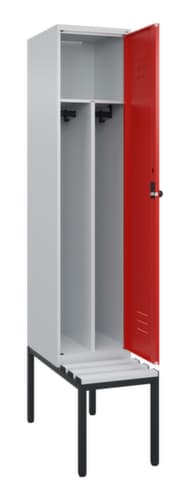 C+P Armoire vestiaire avec banc Classic Plus pour une séparation en noir et blanc, largeur de compartiment 400 mm