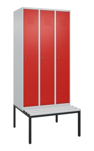 C+P Armoire vestiaire Classic Plus avec banc, largeur de compartiment 300 mm